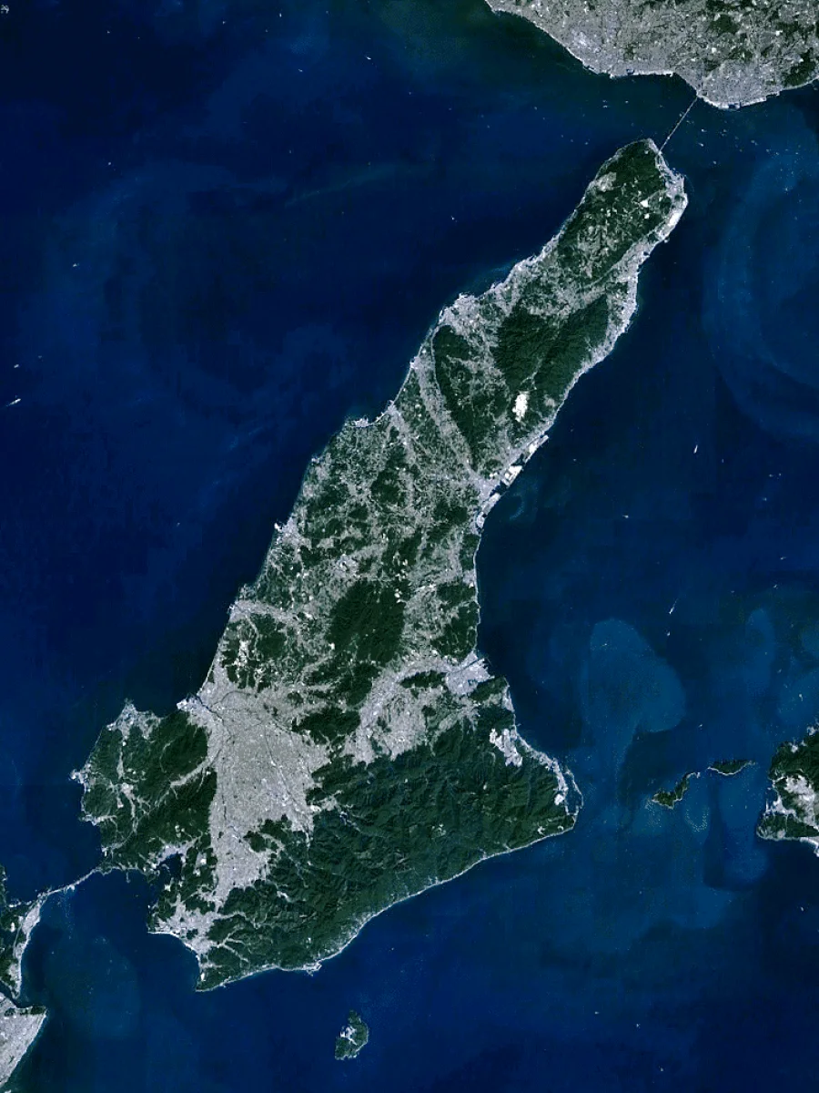 兵庫県 淡路島の衛星画像