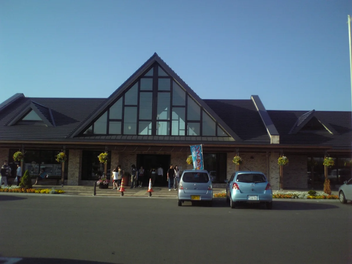 北海道恵庭市の道の駅花ロードえにわの外観