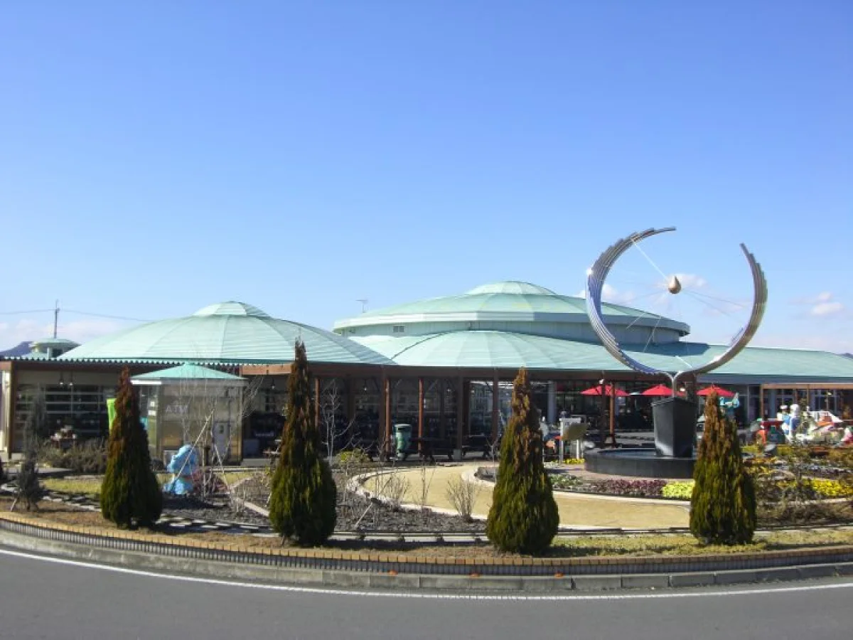 栃木県佐野市の道の駅どまんなか たぬまの外観