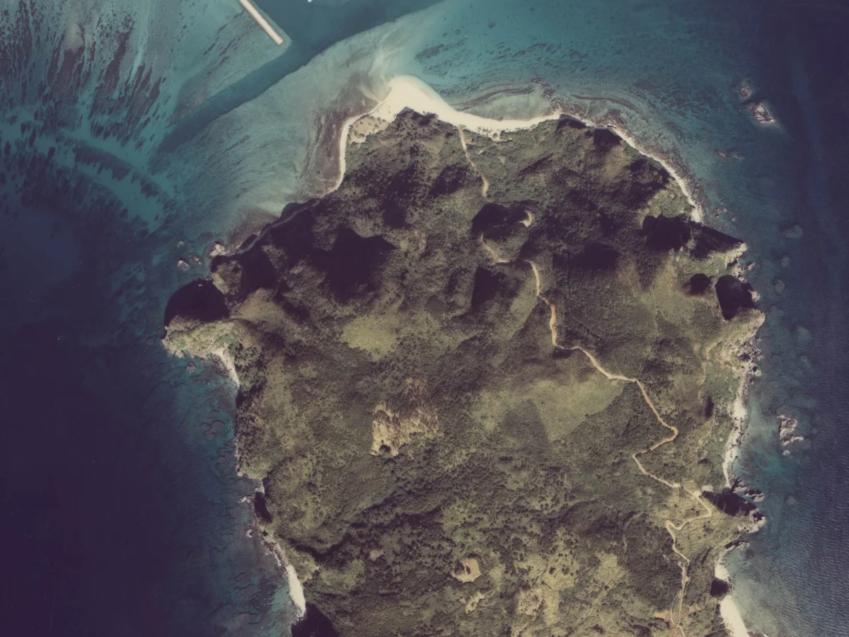 沖縄県座間味村 慶留間島