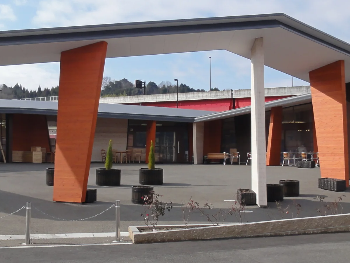 道の駅可児ッテの施設外観