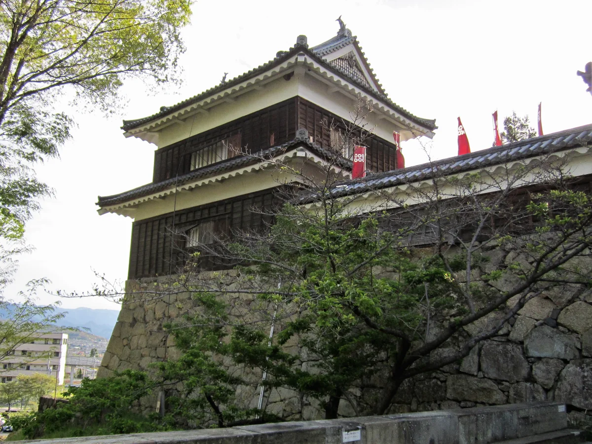 長野県上田市の上田城。城内へ再移築された南櫓