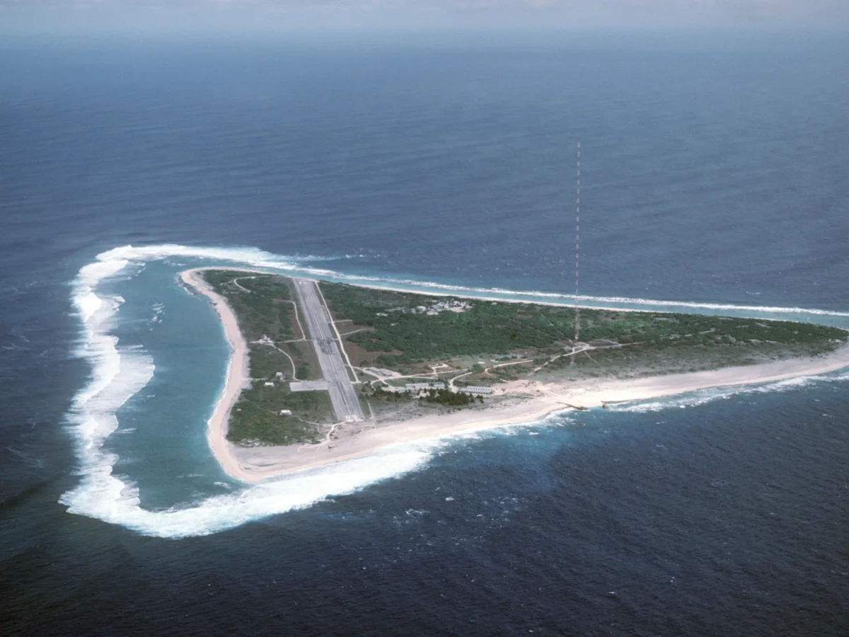 南鳥島の航空写真