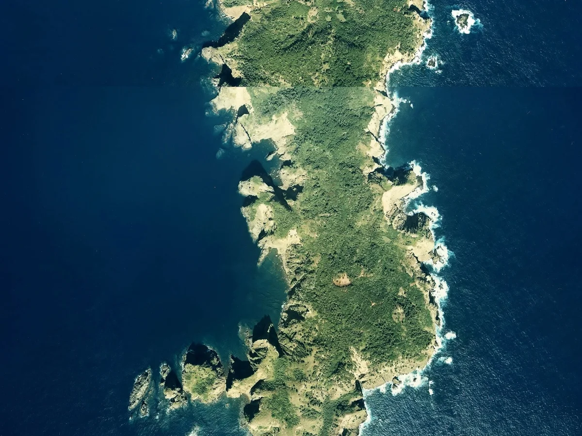 1978年に撮影された東京都小笠原村・姉島の空中写真