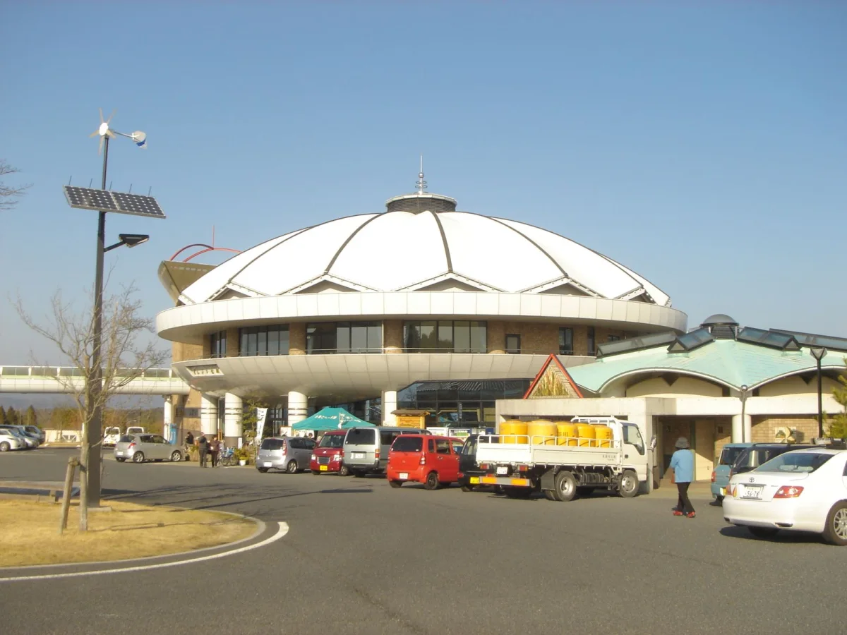 道の駅土岐美濃焼街道のどんぶり会館外観