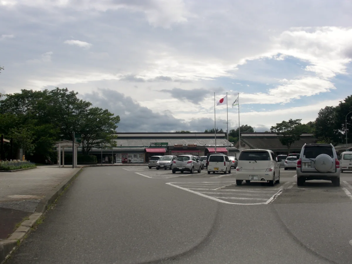 東北自動車道 長者原SA上り線の施設外観