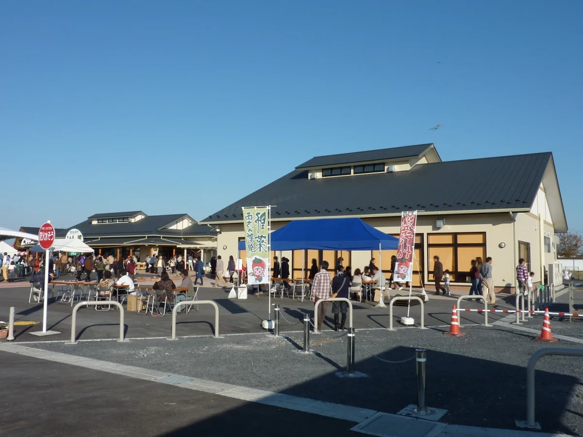 栃木県栃木市の道の駅にしかたの外観