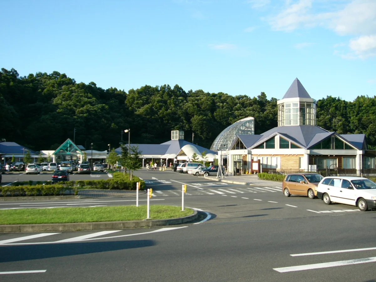 栃木県茂木町の道の駅もてぎの外観